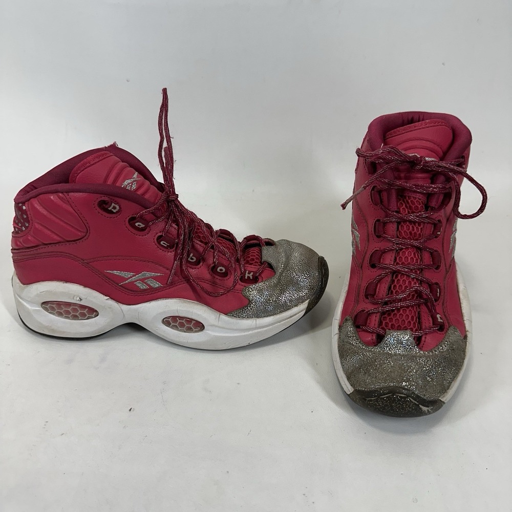 Reebok Question Mid Pink Cherry Valentine M48825 Girls Youth Size 6 Iverson